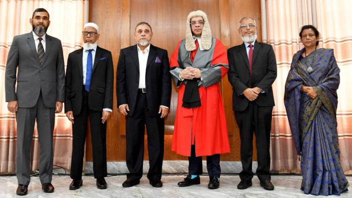 CEC, 4 ECs sworn in 