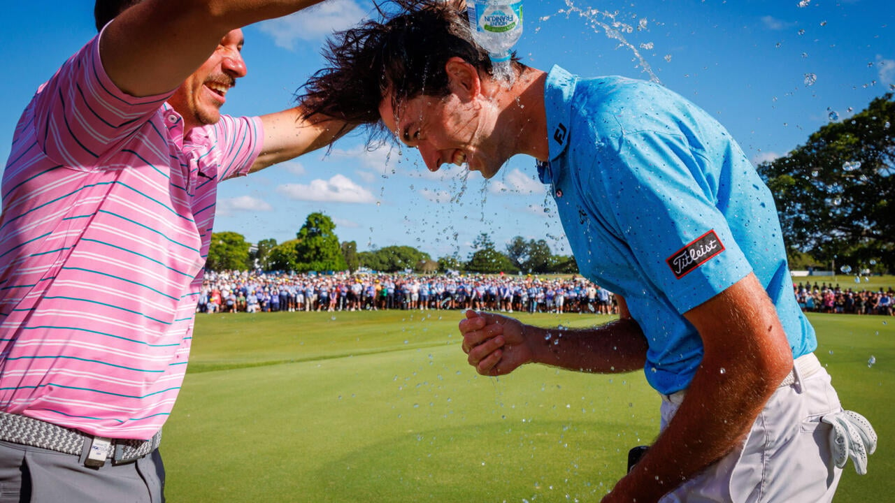 Smylie beats 'idol' Cameron Smith to win Australian PGA Championship