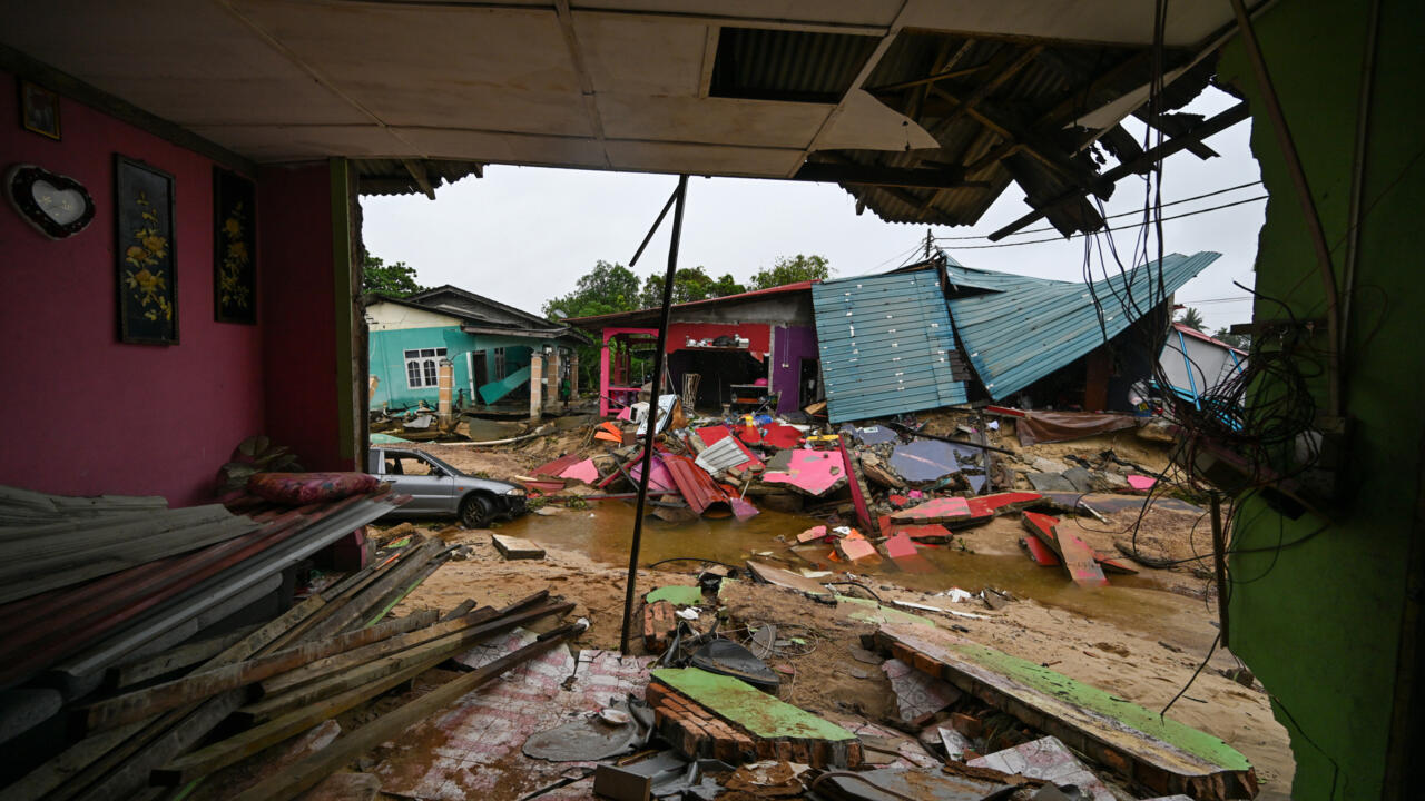 Death toll rises to 29 in southern Thailand floods