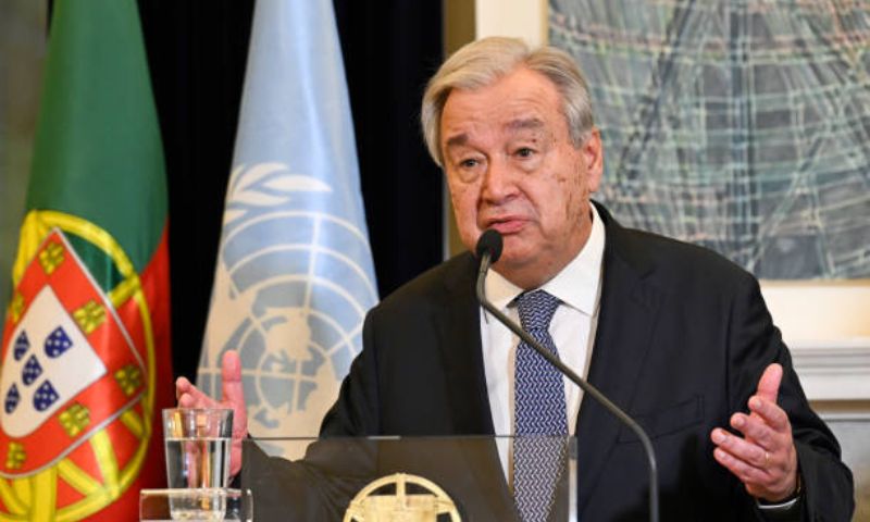 UN chief vows support for 'smooth' transfer of power in Syria