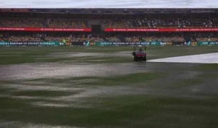 Rain wipes out entire second session of third Test