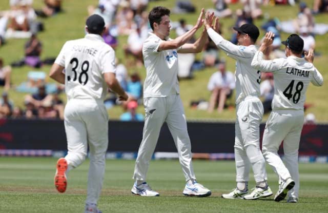 New Zealand run through England to post 423-run third Test win