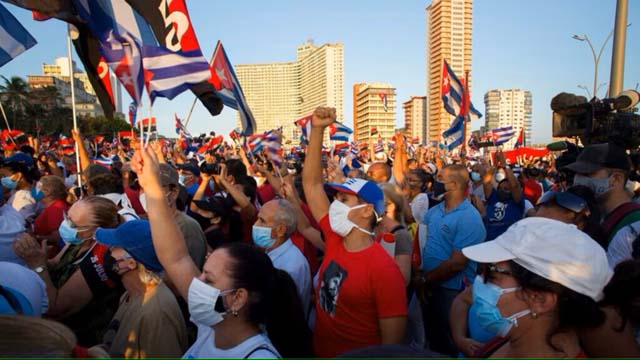 Thousands rally at US embassy in Cuba against trade embargo