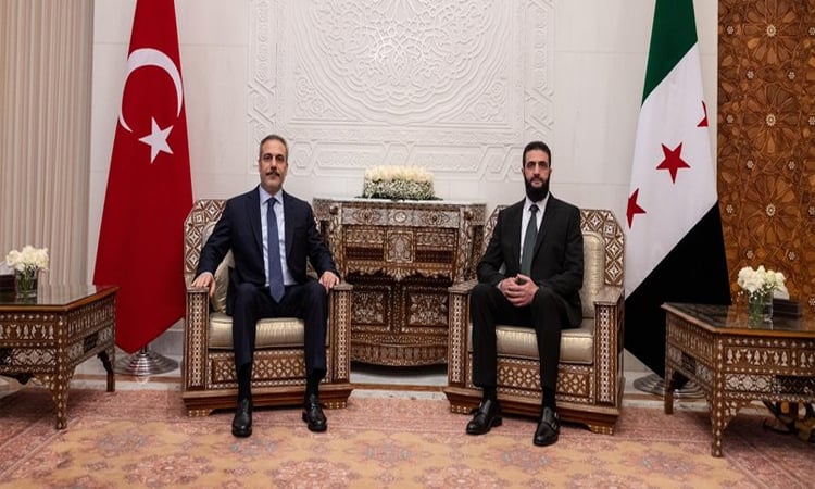 Turkey's top diplomat meets Syria's new leader in Damascus