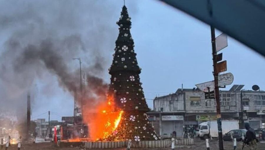 Hundreds protest in Syrian capital after Christmas tree burned