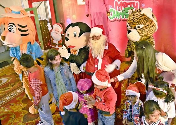 Christmas Day celebrated across country