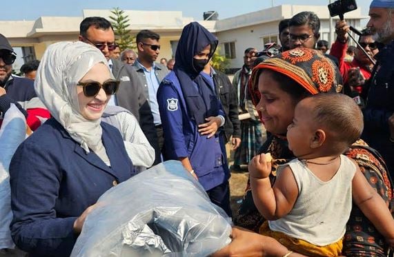 BNFWA distributes winter clothes among destitute