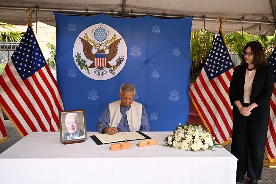 Chief Adviser pays homage to Jimmy Carter 