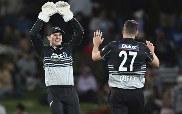 New Zealand win toss, bowl in 3rd Sri Lanka T20