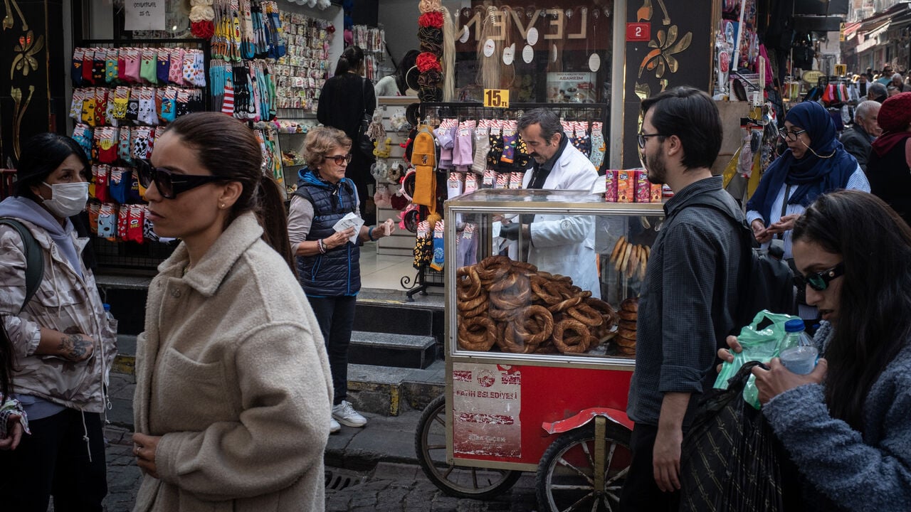 Turkish inflation slows to 44.3 percent in December