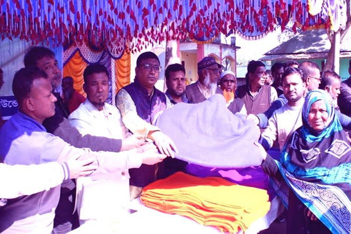 Shaheed Abu Sayeed Foundation distributes blankets in Panchagarh 