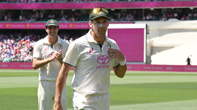 Australia 91 runs from victory in knife-edge fifth India Test