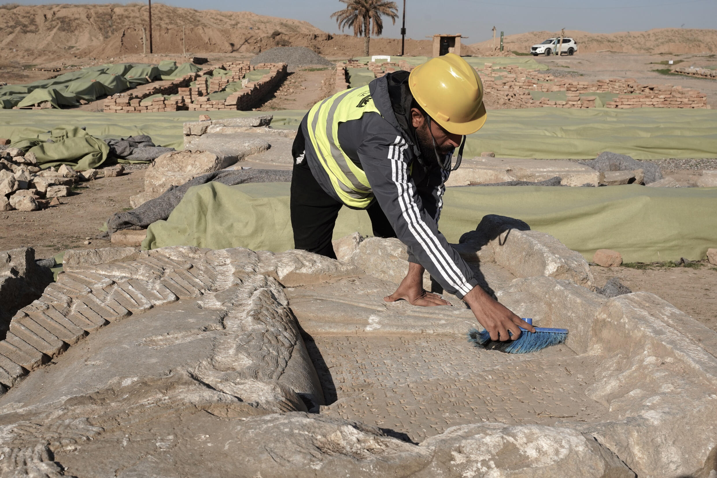 Iraqi archaeologists piece together ancient treasures ravaged by IS