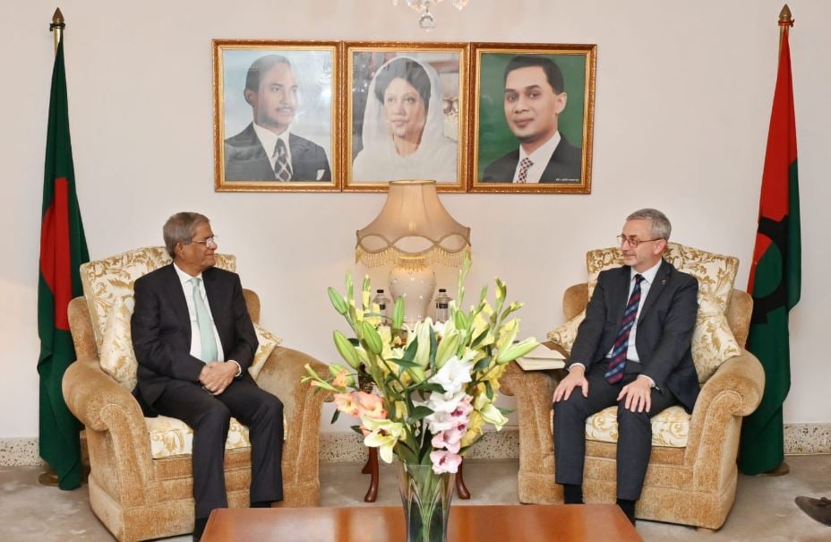 EU ambassador meets BNP secretary general Mirza Fakhrul 