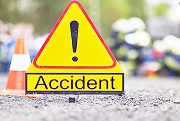 2 killed, 2 injured in a Mongla road accident