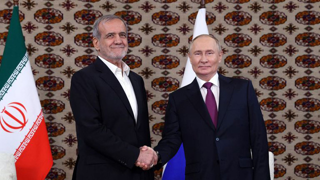 Russia and Iran to sign 'partnership' pact