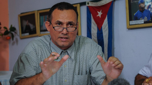 Cuba frees jailed opposition leader in deal with Biden