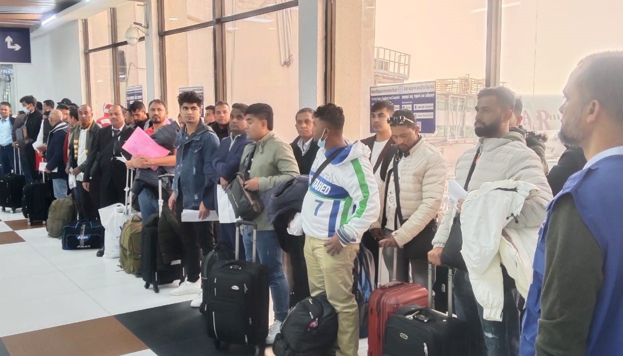 47 more stranded Bangladeshis return from Lebanon