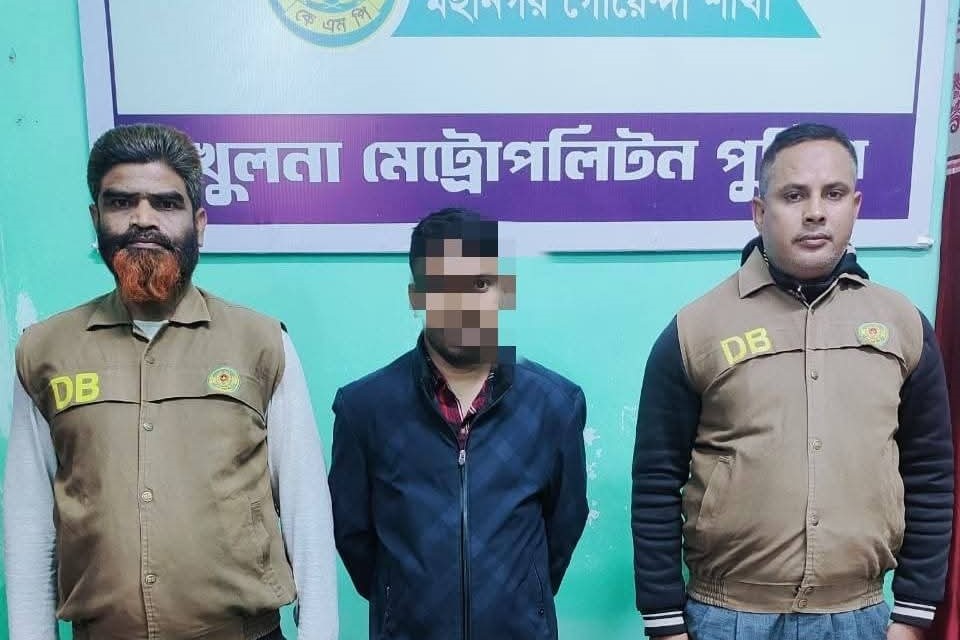 Man held with 1000 yaba in Khulna