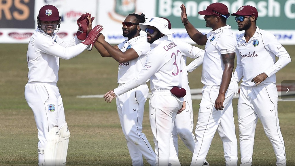 Pakistan dismissed for 157, West Indies need 251 to win first Test