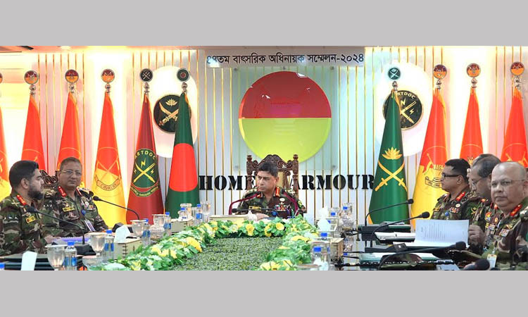 Army chief attends Armored Corps Annual Commandant's Conference 