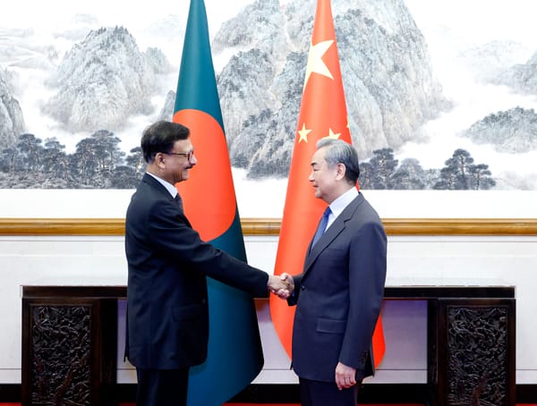 Beijing to extend loan term, DFQF access, hospital for Bangladesh 