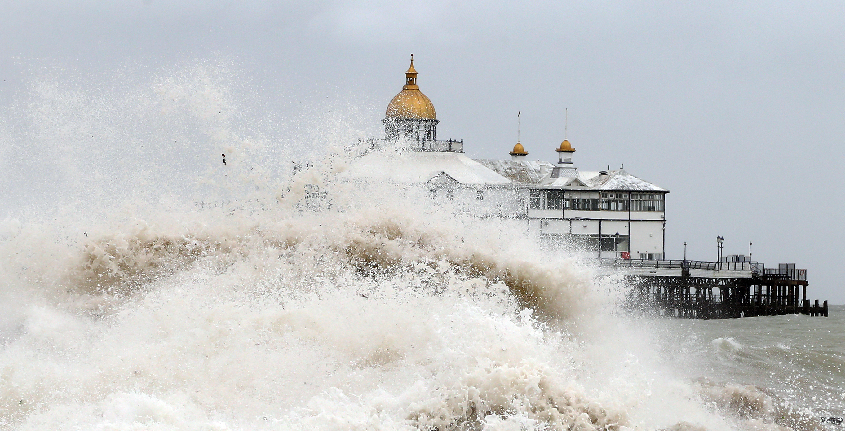 Record wind gusts lash Ireland as violent storm hits