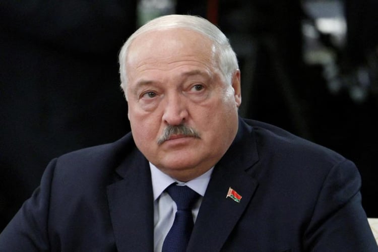 Lukashenko set to extend 30-year rule in Belarus