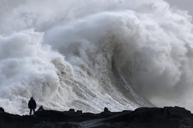 Western France put on high flood alert after storm 'Herminia'