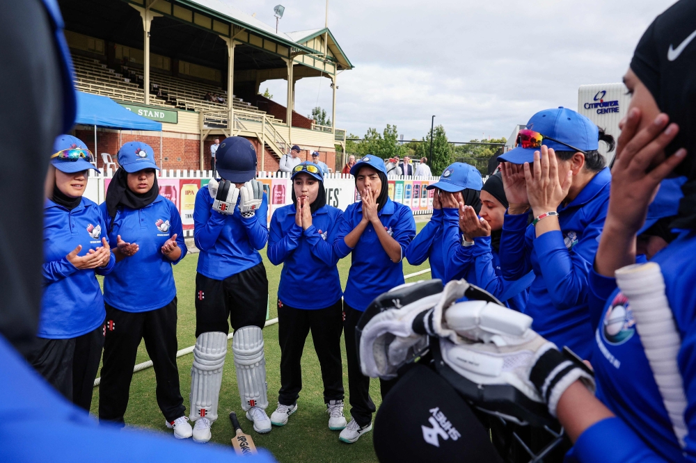 Afghan women cricketers get help from new refugee fund