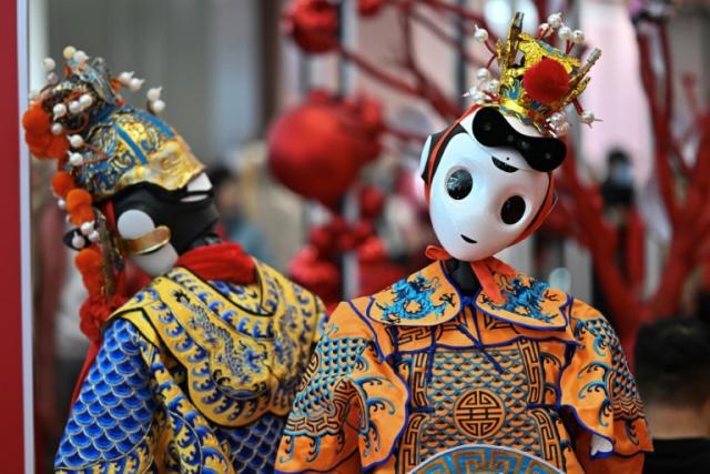 Tradition and technology sync at China 'AI temple fair'