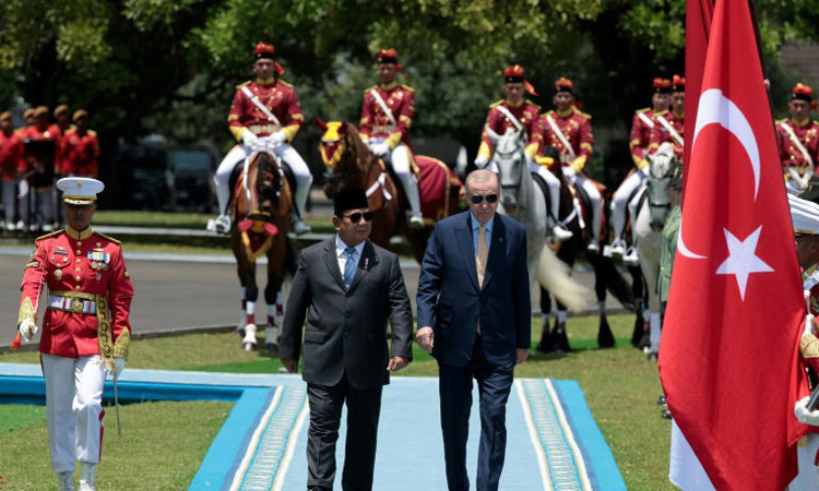 Indonesia's Prabowo, Turkey's Erdogan agree to bolster ties