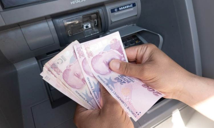 Turkish lira hits historic low against dollar as Istanbul mayor detained