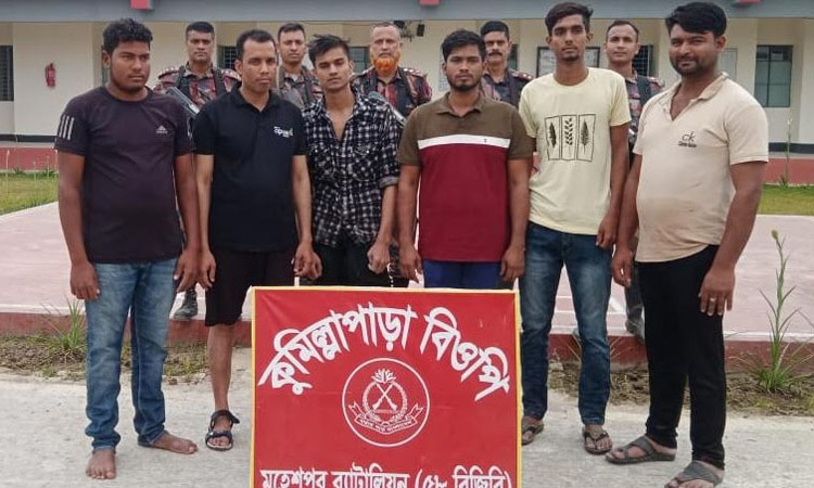 BGB detains 24 Bangladeshis for alleged attempts to cross into India