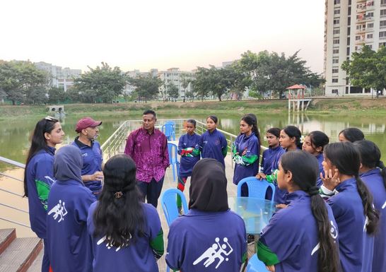 Women's squash coaching camp held