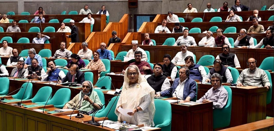 কেউ আমাকে জনগণ থেকে বিচ্ছিন্ন করতে পারবে না: প্রধানমন্ত্রী