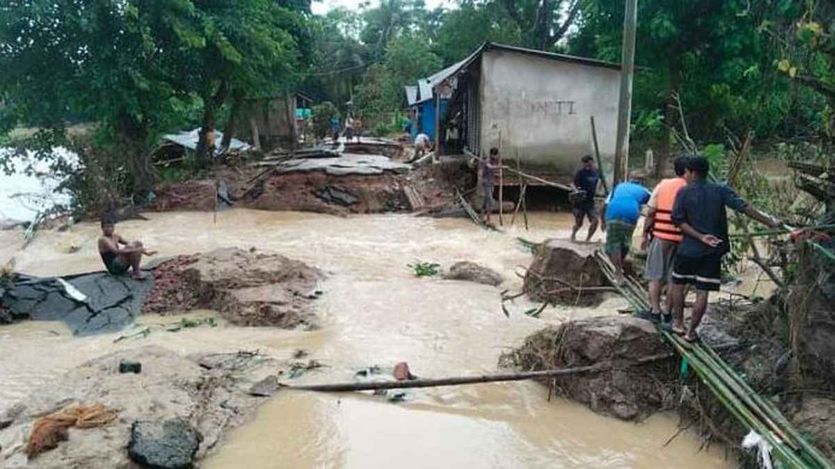 ফেনীতে বন্যায় নিহত বেড়ে ২৬