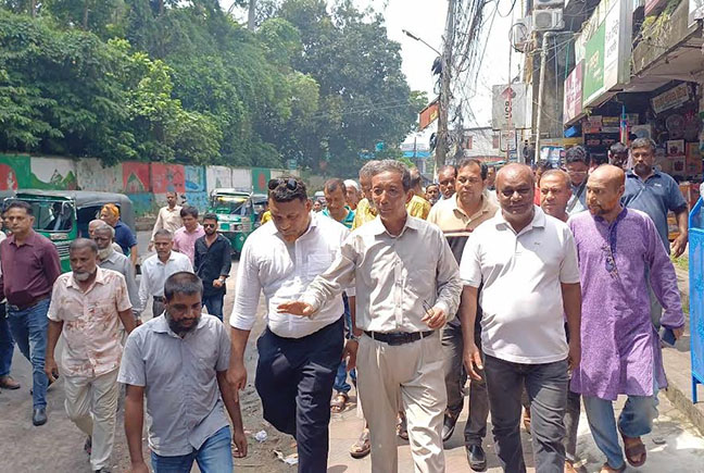 রাঙ্গামাটিতে জেলা বিএনপির নেতাদের ক্ষতিগ্রস্ত এলাকা পরিদর্শন