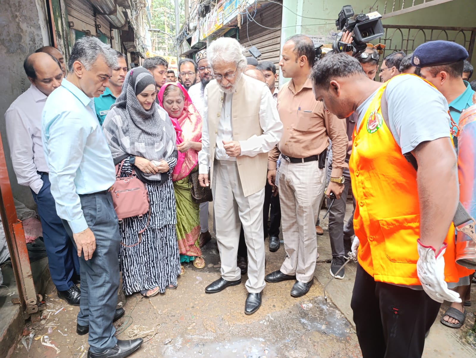 শুরু থেকে সচেতন হলে ডেঙ্গু সংক্রমণ হ্রাস পাবে : স্থানীয় সরকার উপদেষ্টা 