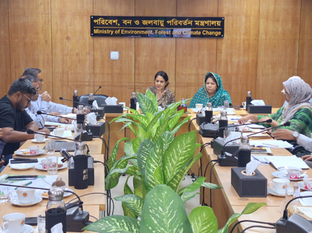 হাতি সংরক্ষণে দীর্ঘমেয়াদি কার্যক্রম গ্রহণ করবে সরকার : পরিবেশ উপদেষ্টা