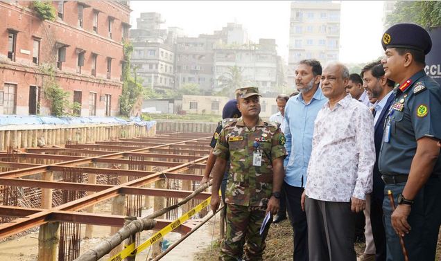 যানজট নিরসনে অন্তর্বর্তী সরকার বিভিন্ন পদক্ষেপ নিয়েছে : স্বরাষ্ট্র উপদেষ্টা