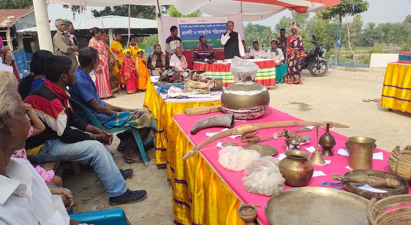 সাতক্ষীরার শ্যামনগরে ক্ষুদ্র নৃ-গোষ্ঠীর ব্যতিক্রম প্রদর্শনী