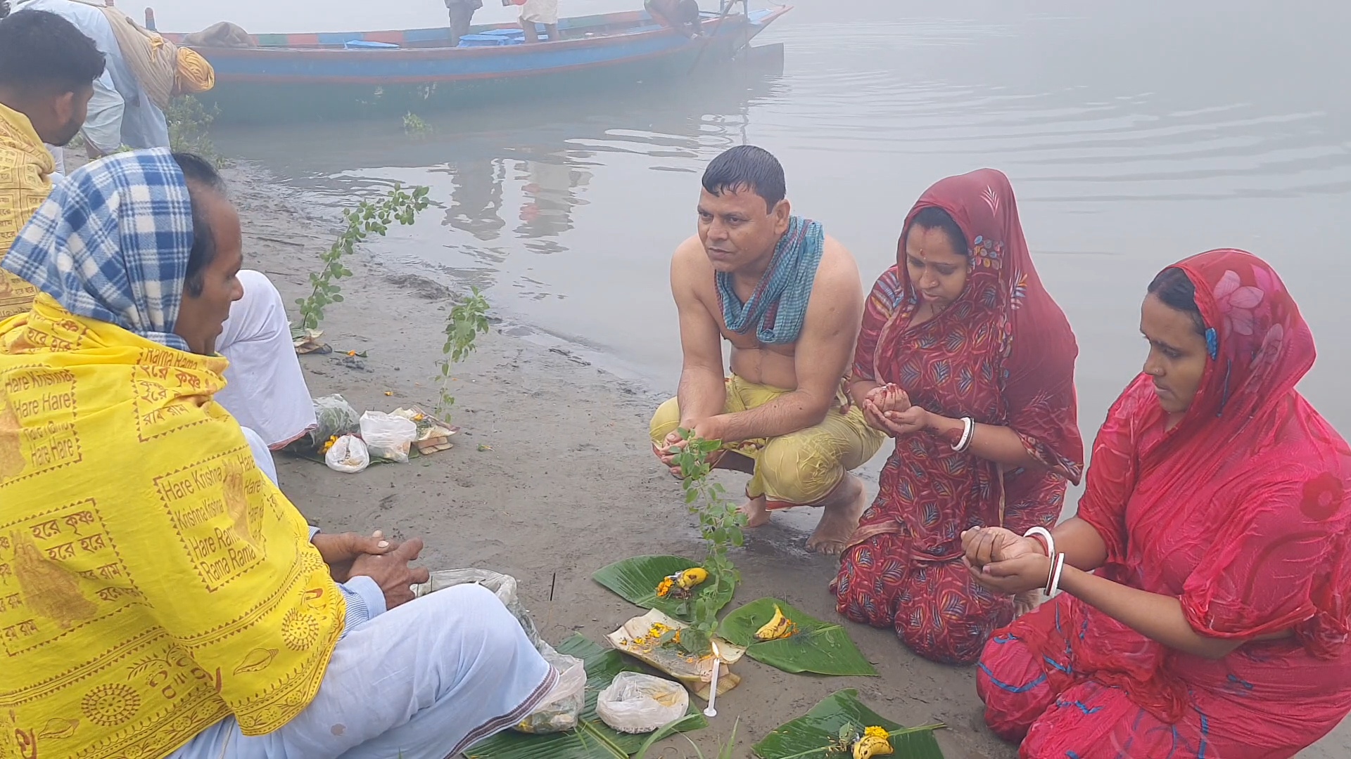 টাঙ্গাইলের বংশাই নদীতে ঐতিহ্যবাহী ডুবের মেলা